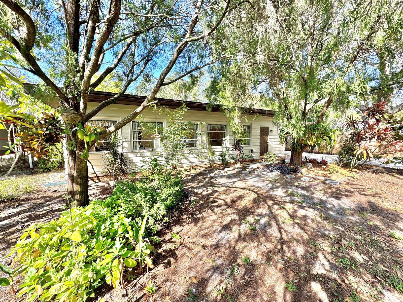 4306 GLORY PLACE, Sarasota, FL 34231