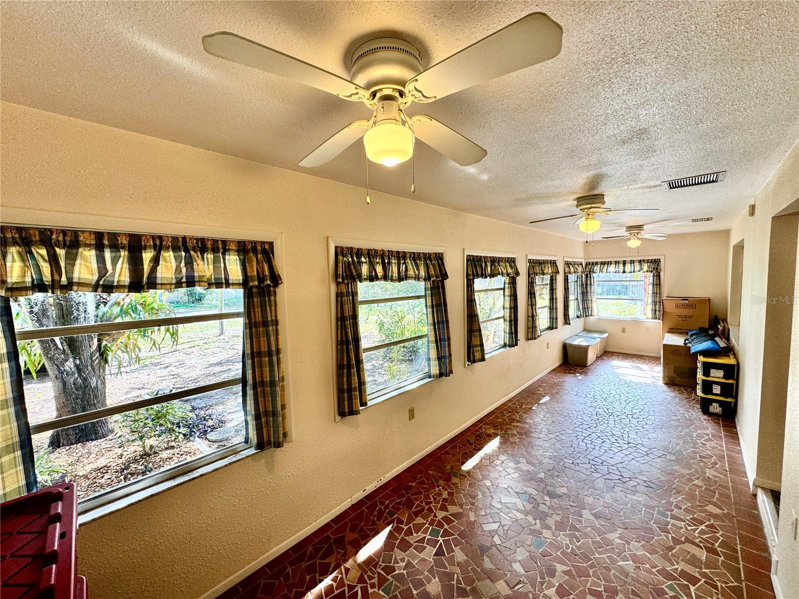 4306 GLORY PLACE, Sarasota, FL 34231 4306 GLORY PLACE, Sarasota, FL 34231