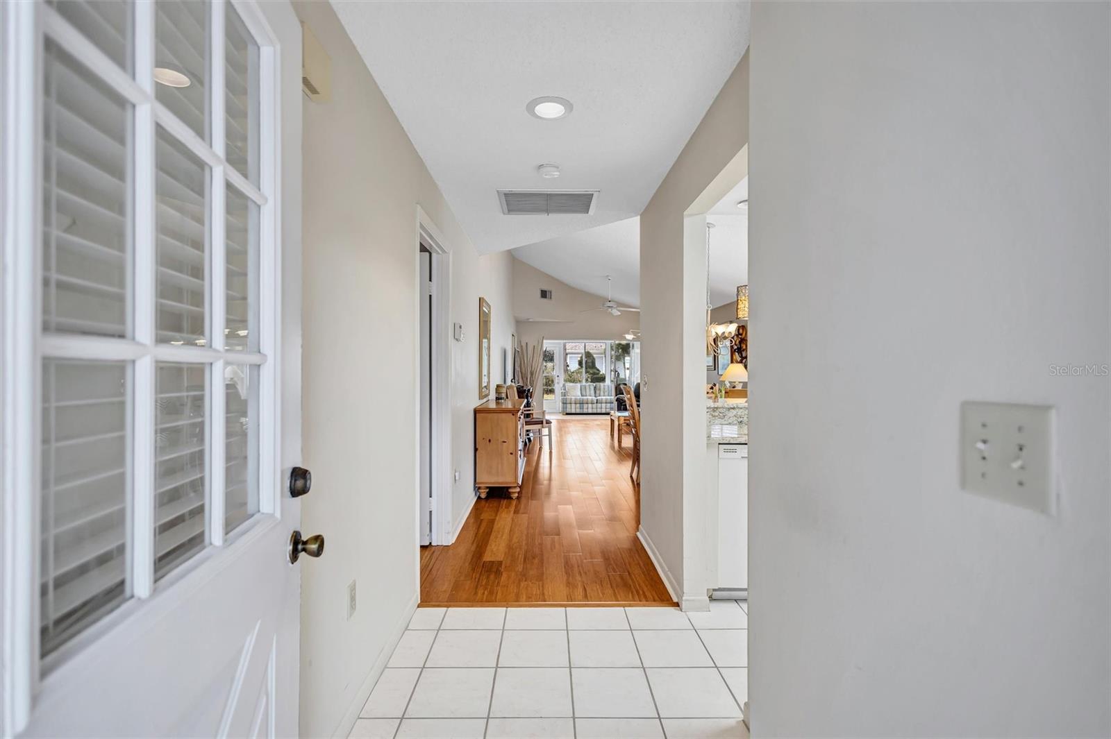 6468 APPROACH ROAD, #14, Sarasota, FL 34238