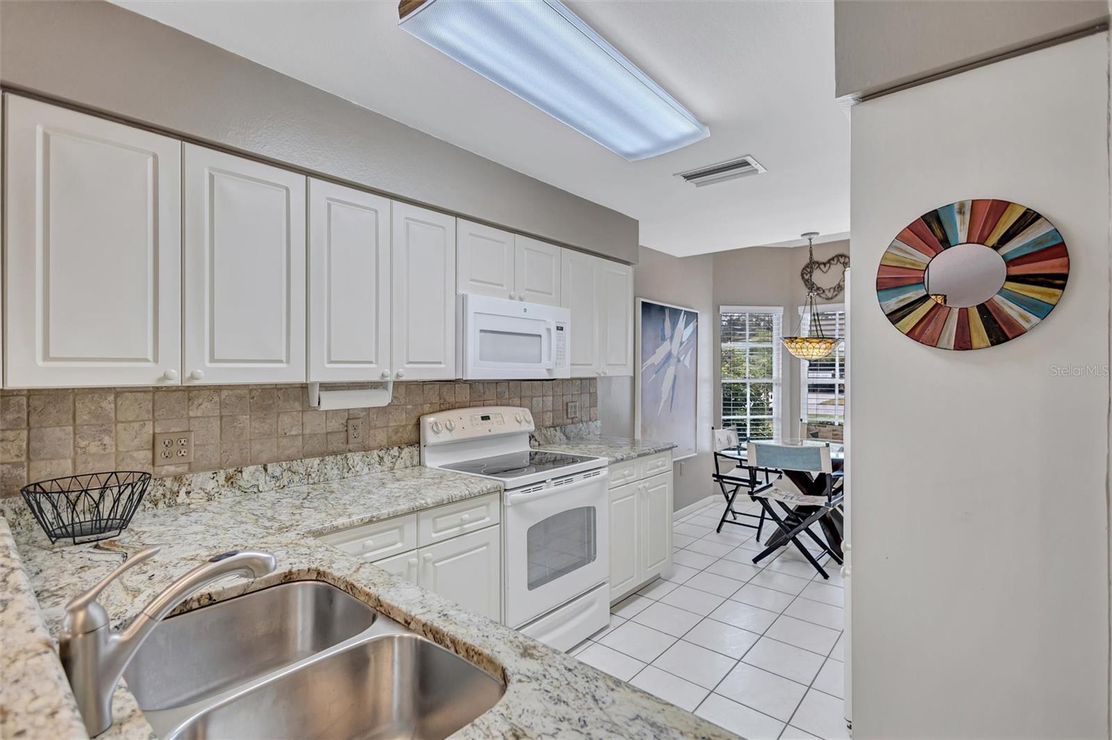 6468 APPROACH ROAD, #14, Sarasota, FL 34238