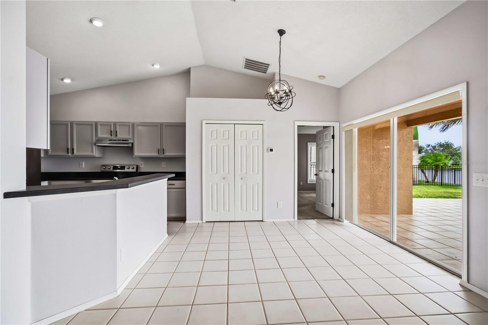 5207 52ND AVENUE W, Bradenton, FL 34210