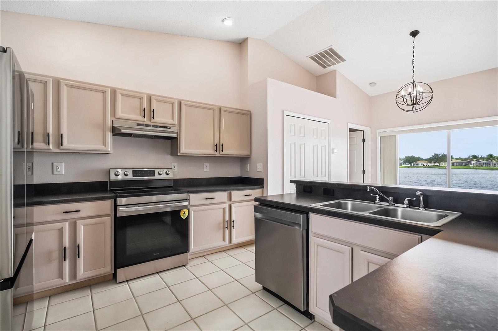 5207 52ND AVENUE W, Bradenton, FL 34210