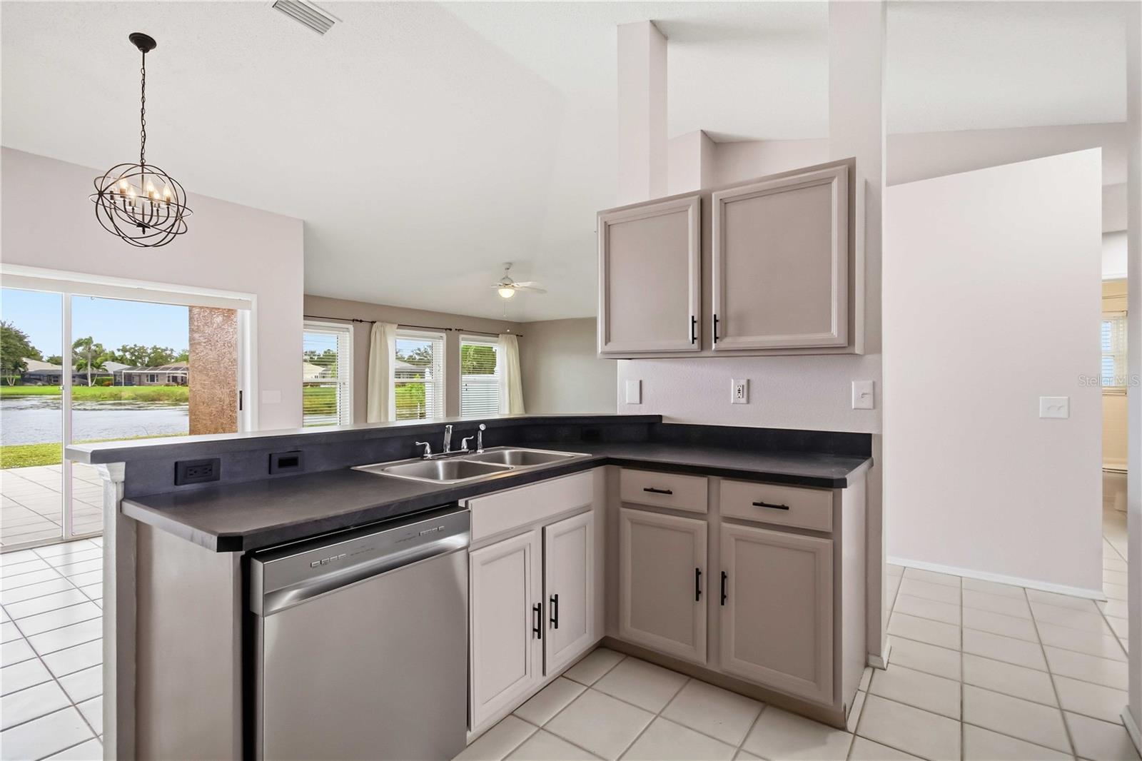 5207 52ND AVENUE W, Bradenton, FL 34210