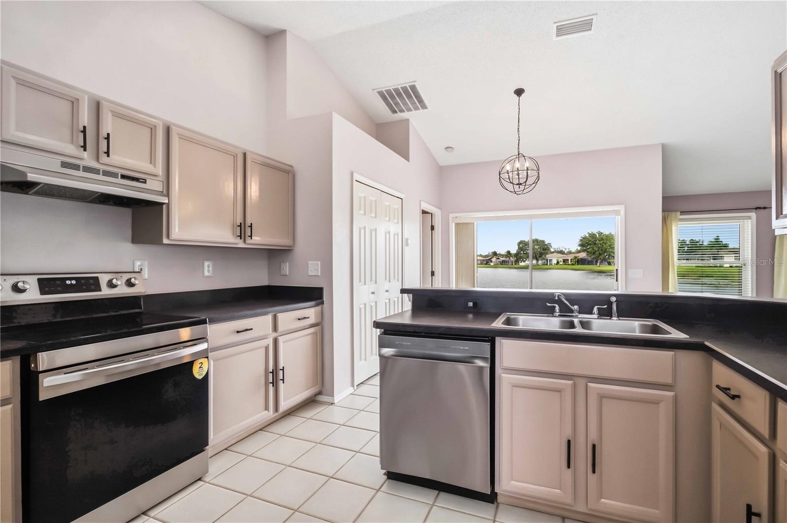 5207 52ND AVENUE W, Bradenton, FL 34210