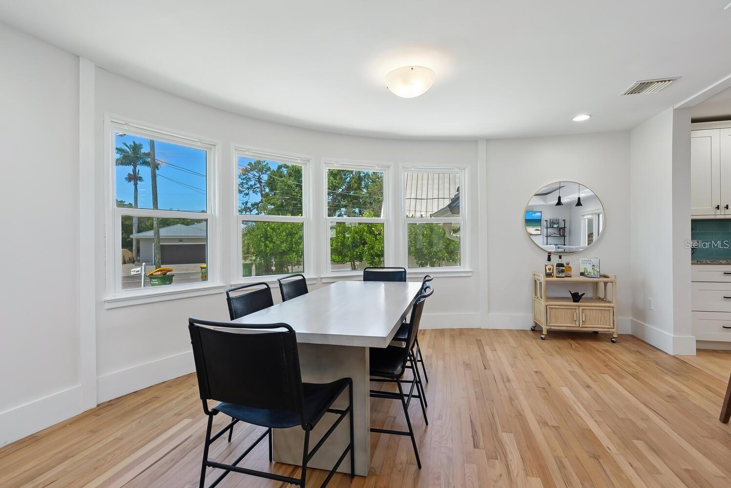 1931 HIGH POINT CIRCLE, Sarasota, FL 34236
