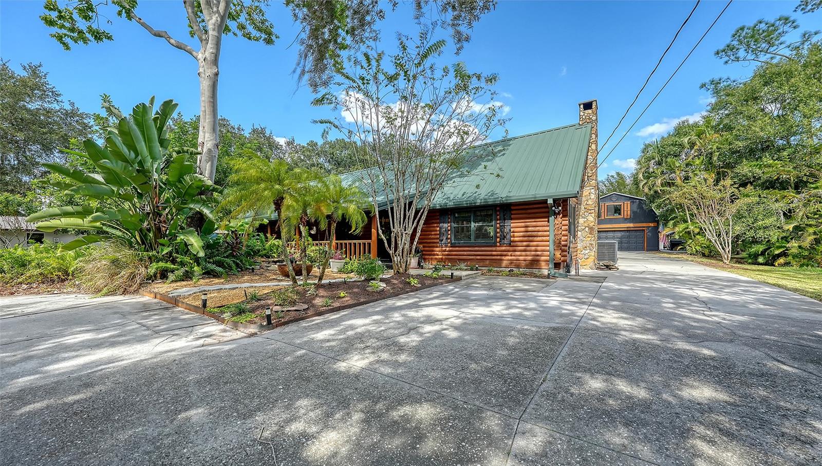 10604 OAK RUN DRIVE, Bradenton, FL 34211