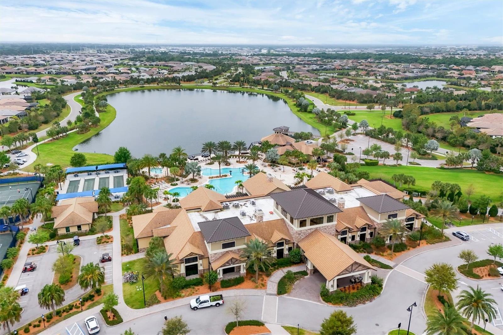 7665 SUMMERLAND COVE, Lakewood Ranch, FL 34202