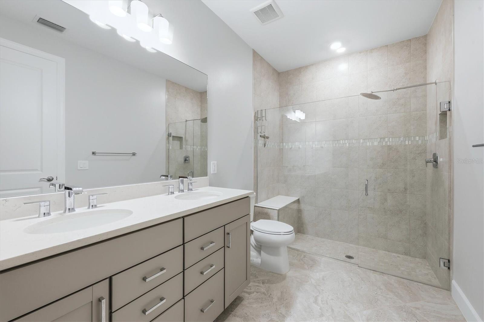 7665 SUMMERLAND COVE, Lakewood Ranch, FL 34202