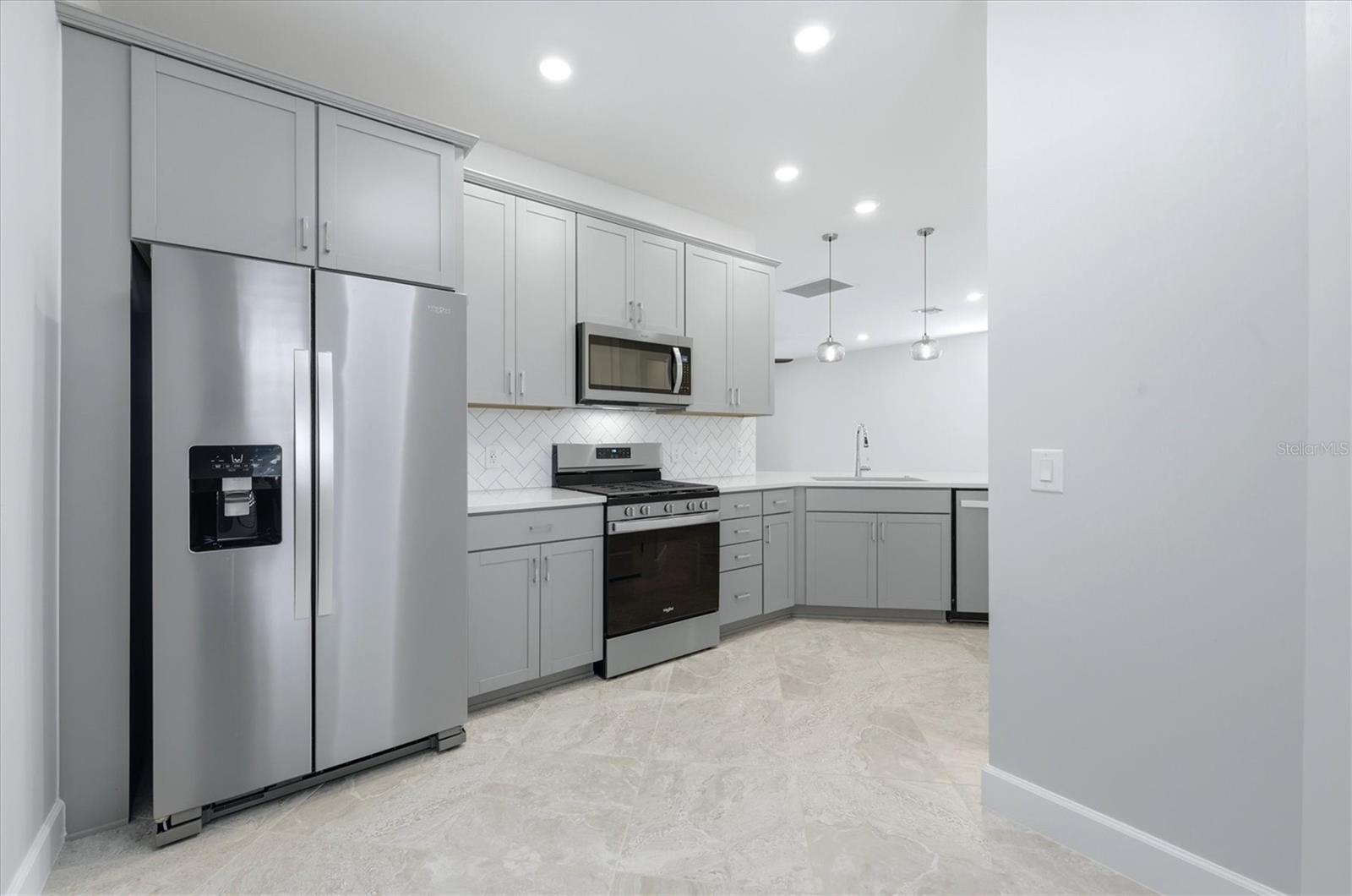 7665 SUMMERLAND COVE, Lakewood Ranch, FL 34202