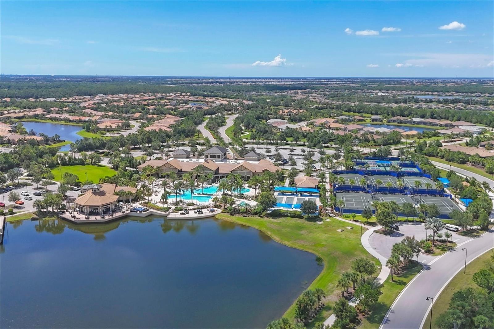 7665 SUMMERLAND COVE, Lakewood Ranch, FL 34202