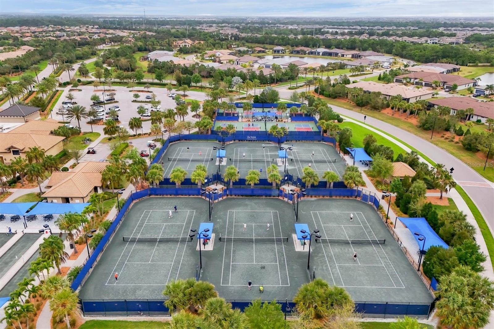 7665 SUMMERLAND COVE, Lakewood Ranch, FL 34202