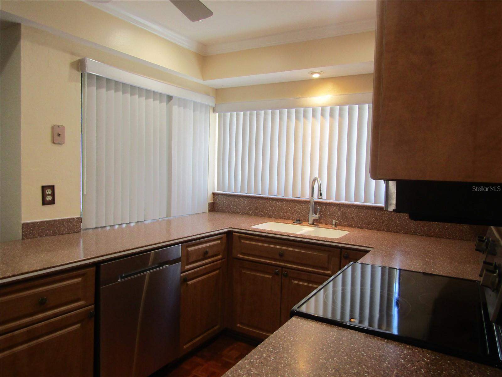 3688 GLEN OAKS MANOR DRIVE, Sarasota, FL 34232