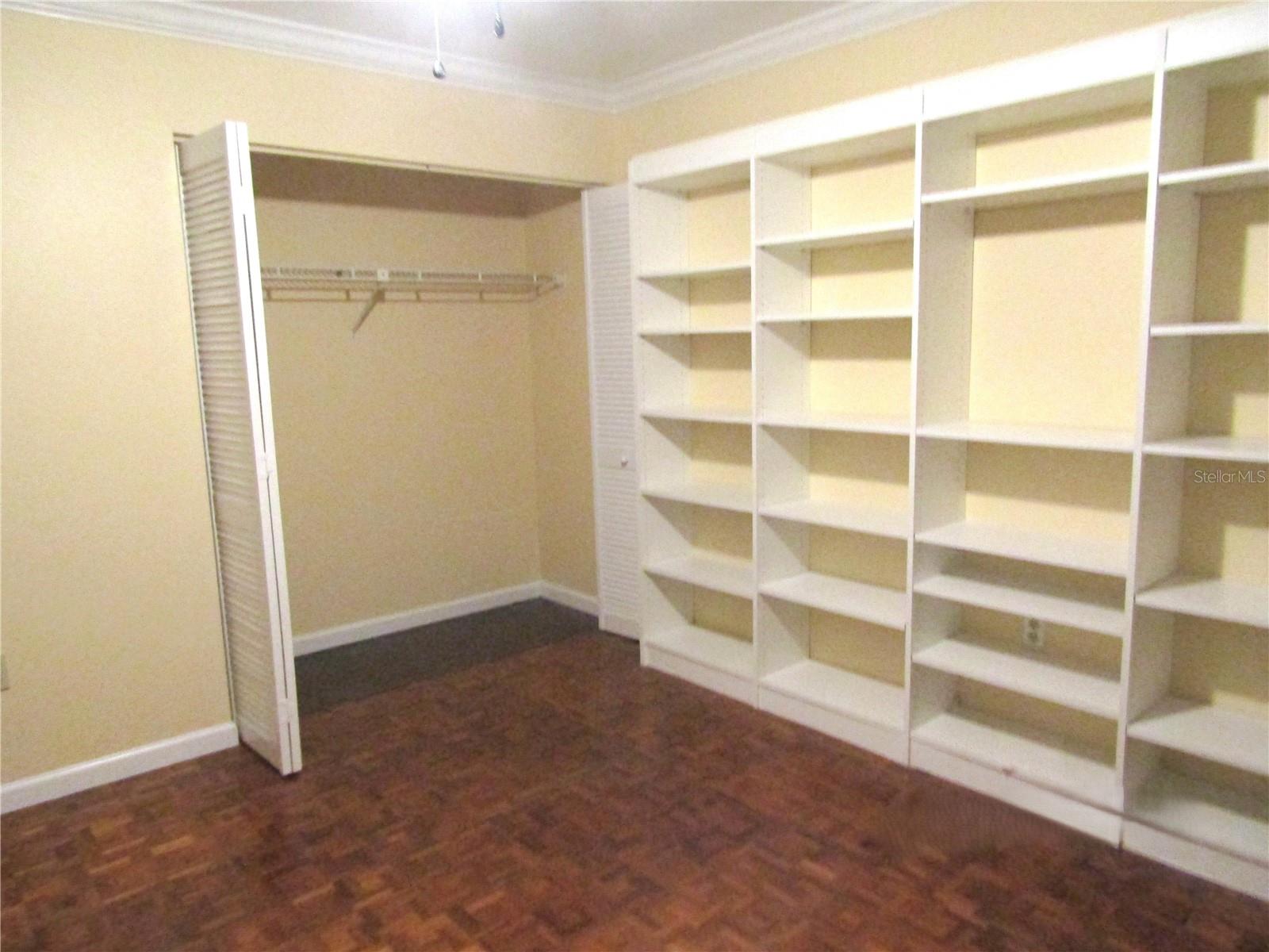 3688 GLEN OAKS MANOR DRIVE, Sarasota, FL 34232