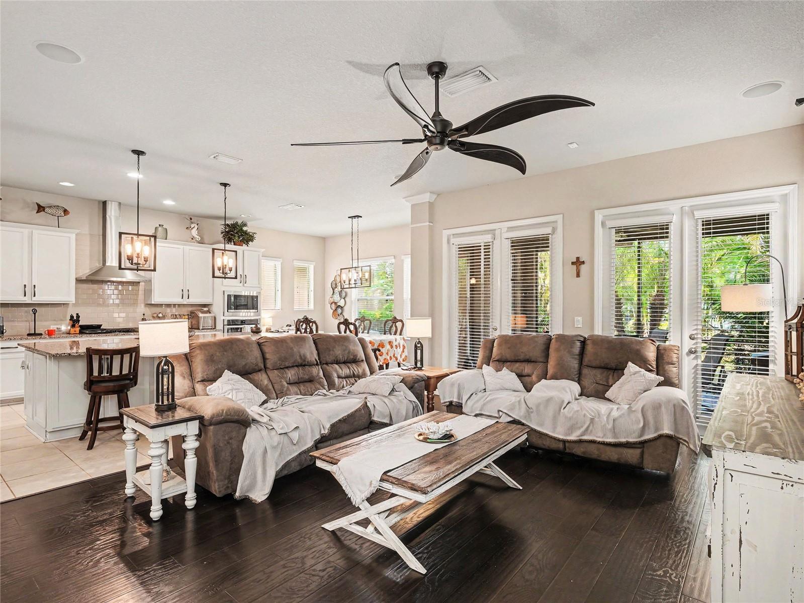 7508 LANTERN PARK AVENUE, Apollo Beach, FL 33572