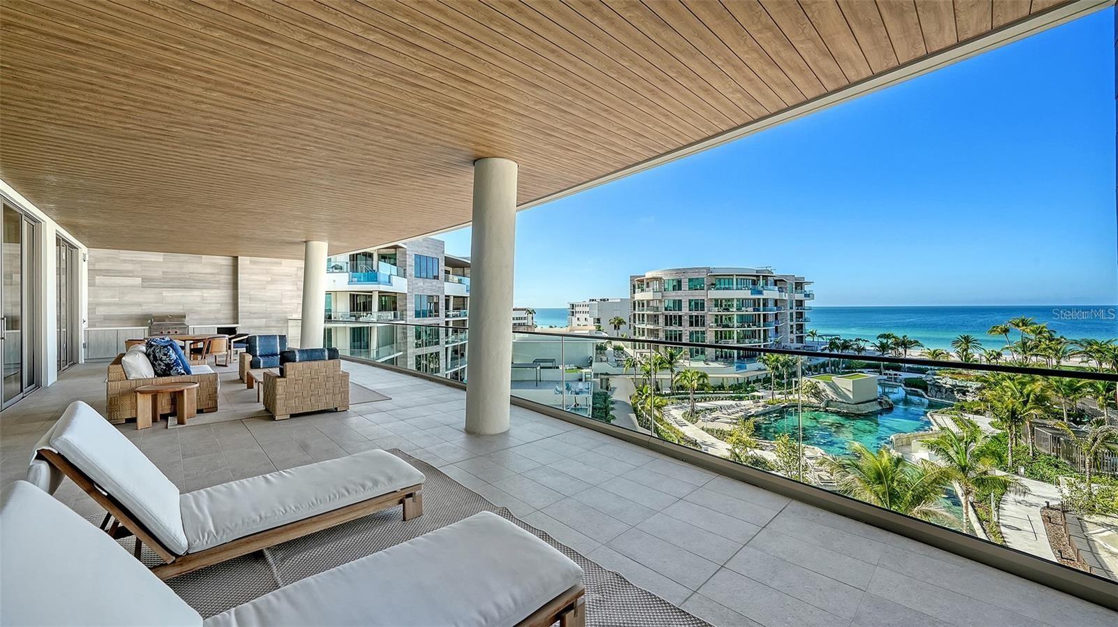 1591 GULF OF MEXICO DRIVE, #514, Longboat Key, FL 34228