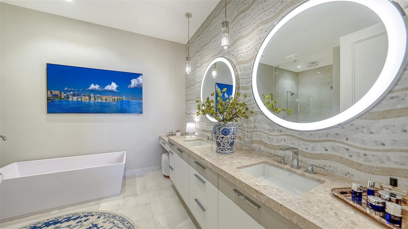 1591 GULF OF MEXICO DRIVE, #514, Longboat Key, FL 34228