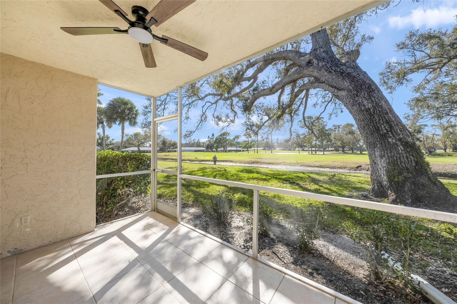 7860 PALM AIRE LANE, #105, Sarasota, FL 34243