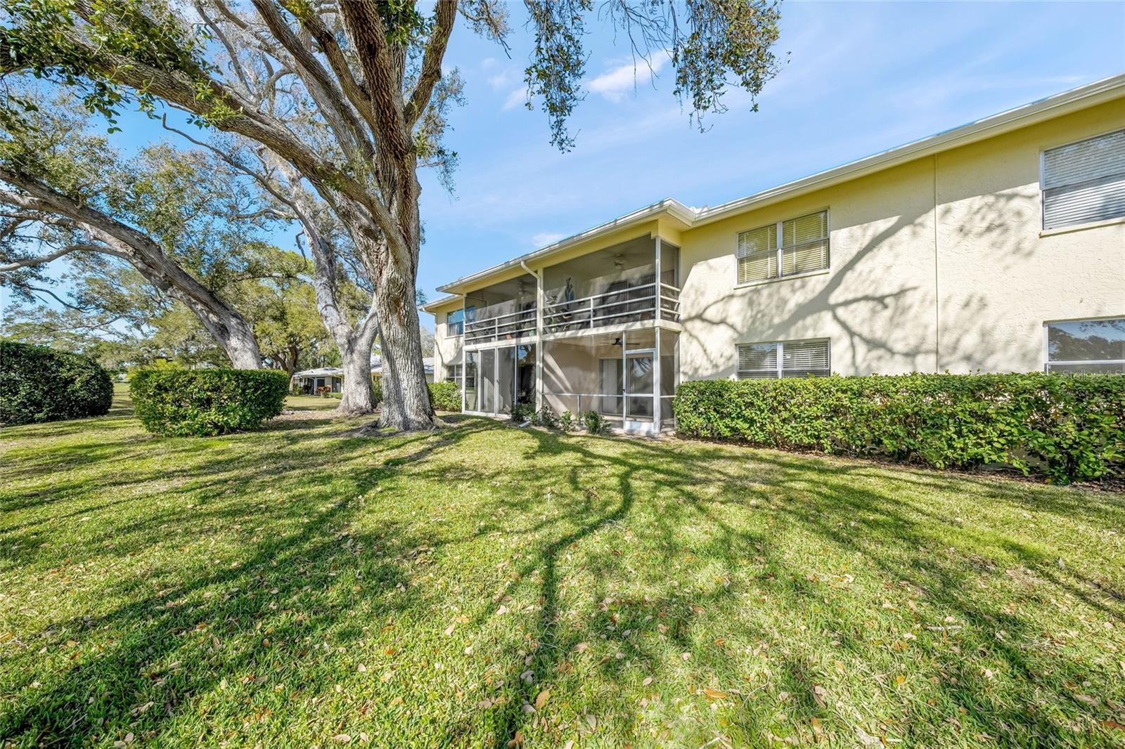 7860 PALM AIRE LANE, #105, Sarasota, FL 34243
