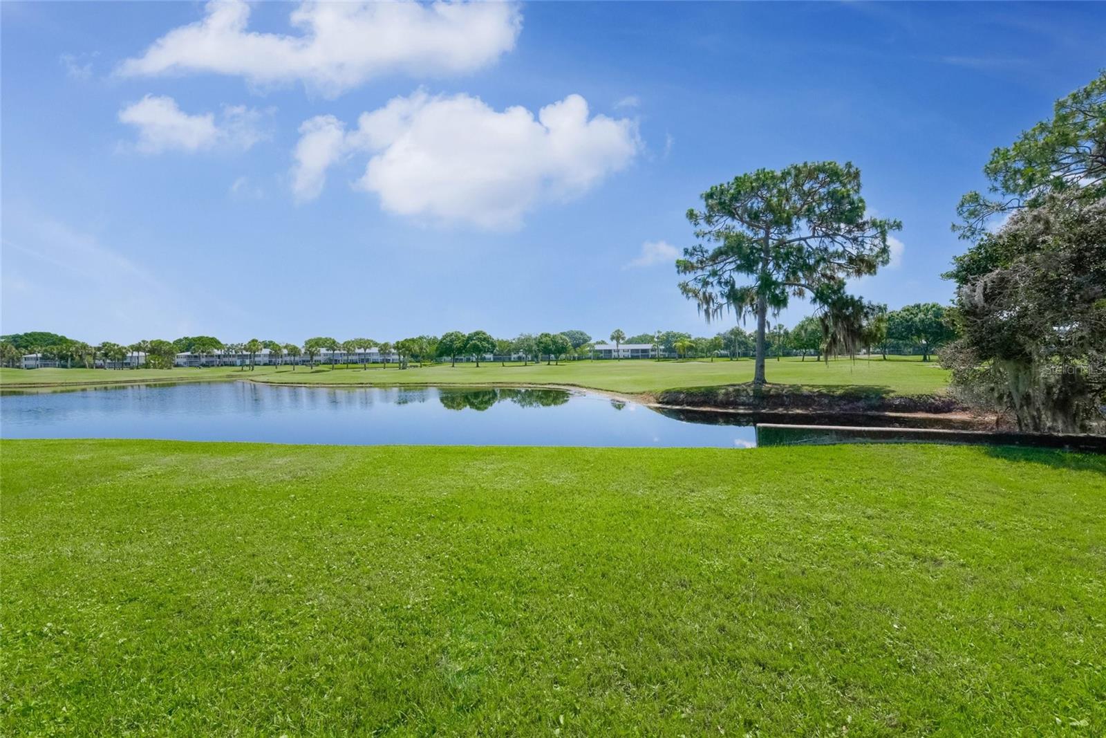 7860 PALM AIRE LANE, #105, Sarasota, FL 34243