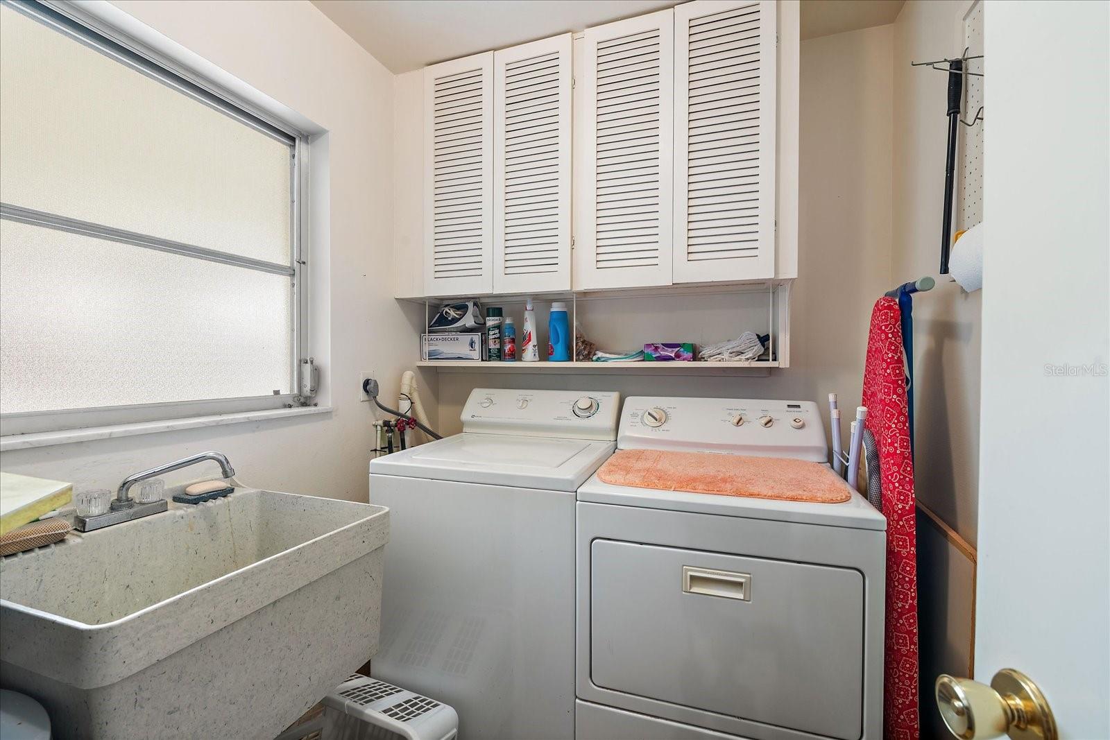 1569 GRAND BOULEVARD, #415, Sarasota, FL 34232