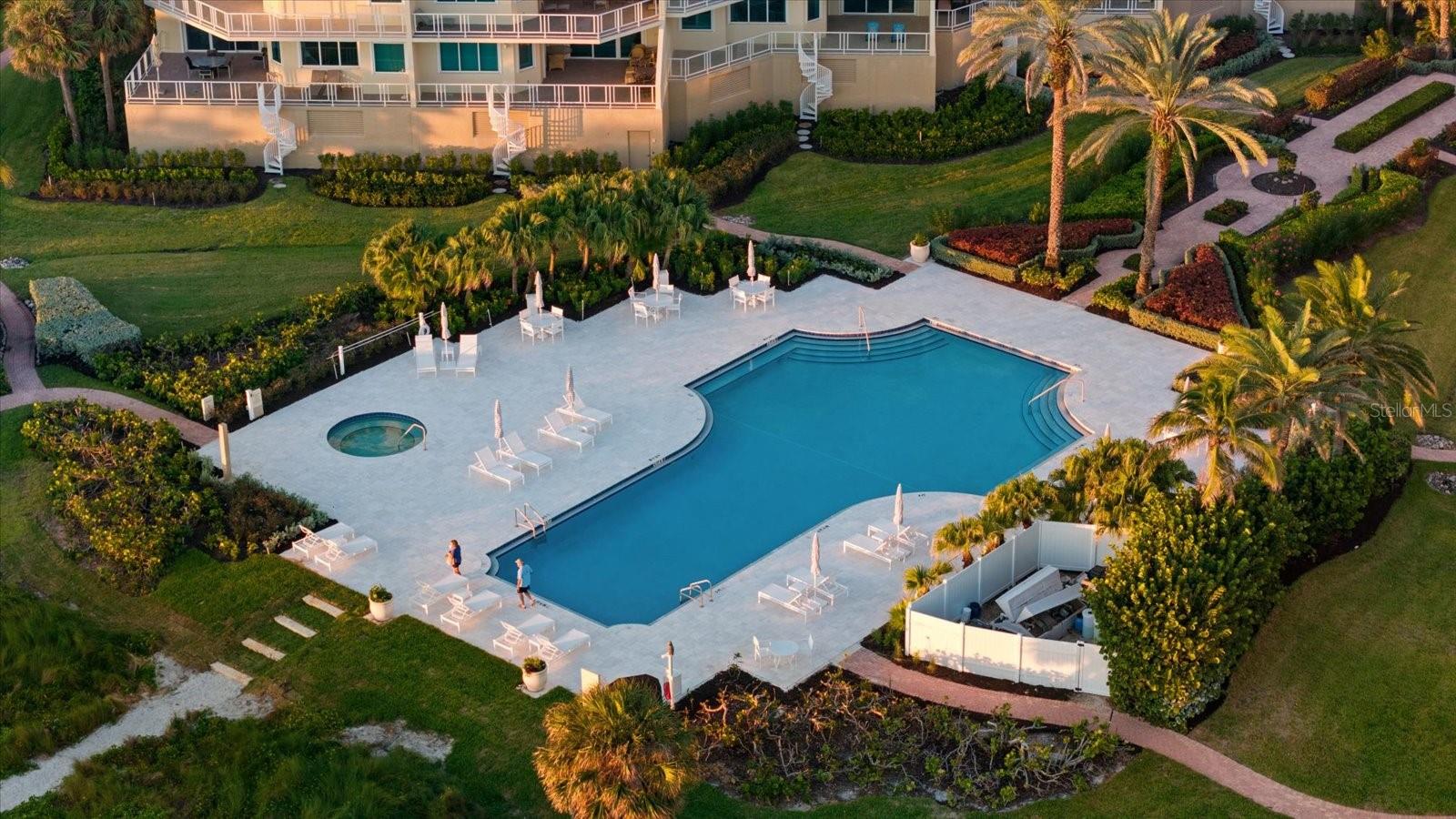 2165 GULF OF MEXICO DRIVE, #121, Longboat Key, FL 34228