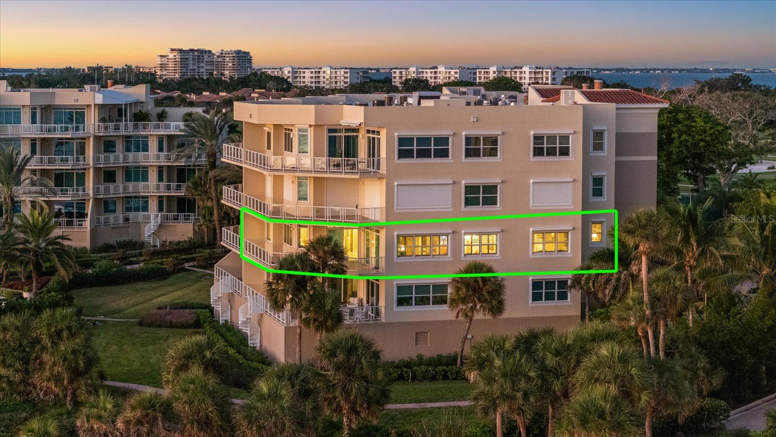 2165 GULF OF MEXICO DRIVE, #121, Longboat Key, FL 34228