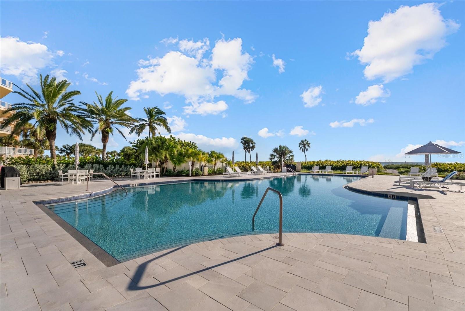 2165 GULF OF MEXICO DRIVE, #121, Longboat Key, FL 34228