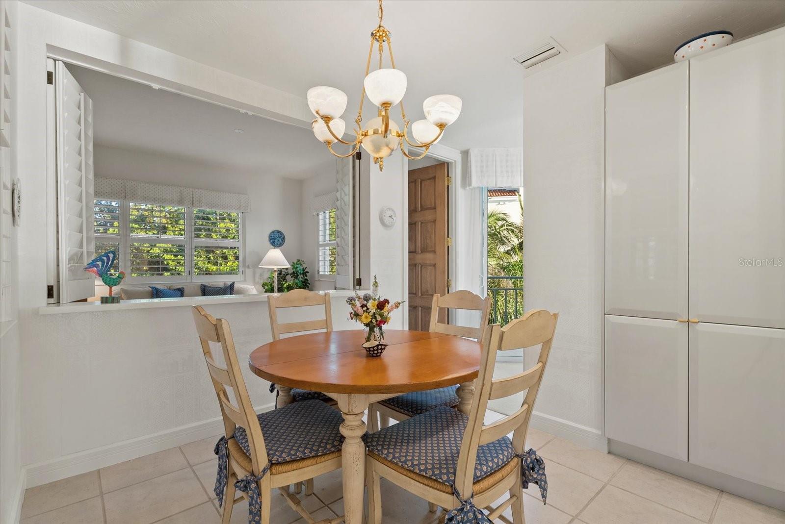 2165 GULF OF MEXICO DRIVE, #121, Longboat Key, FL 34228