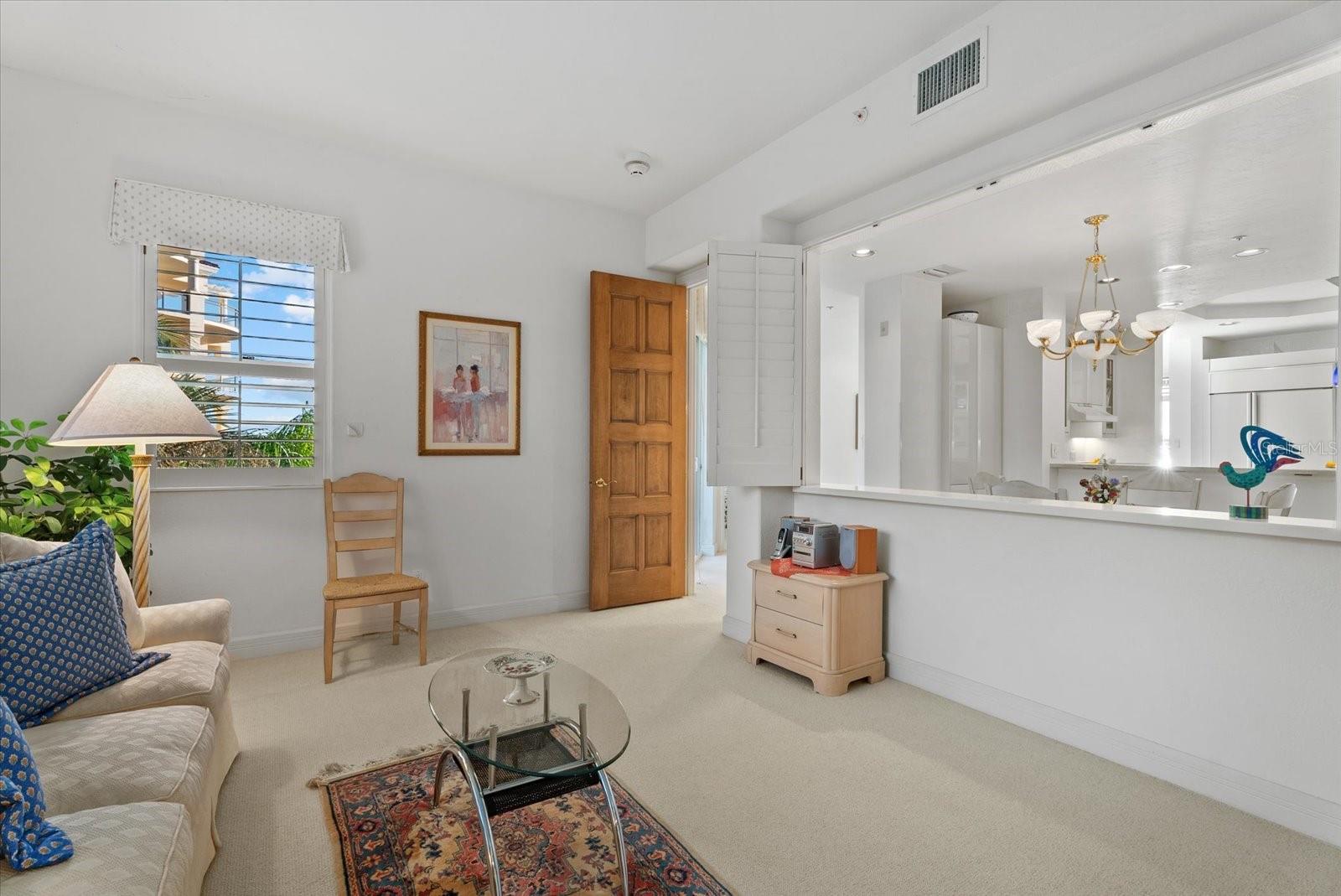 2165 GULF OF MEXICO DRIVE, #121, Longboat Key, FL 34228