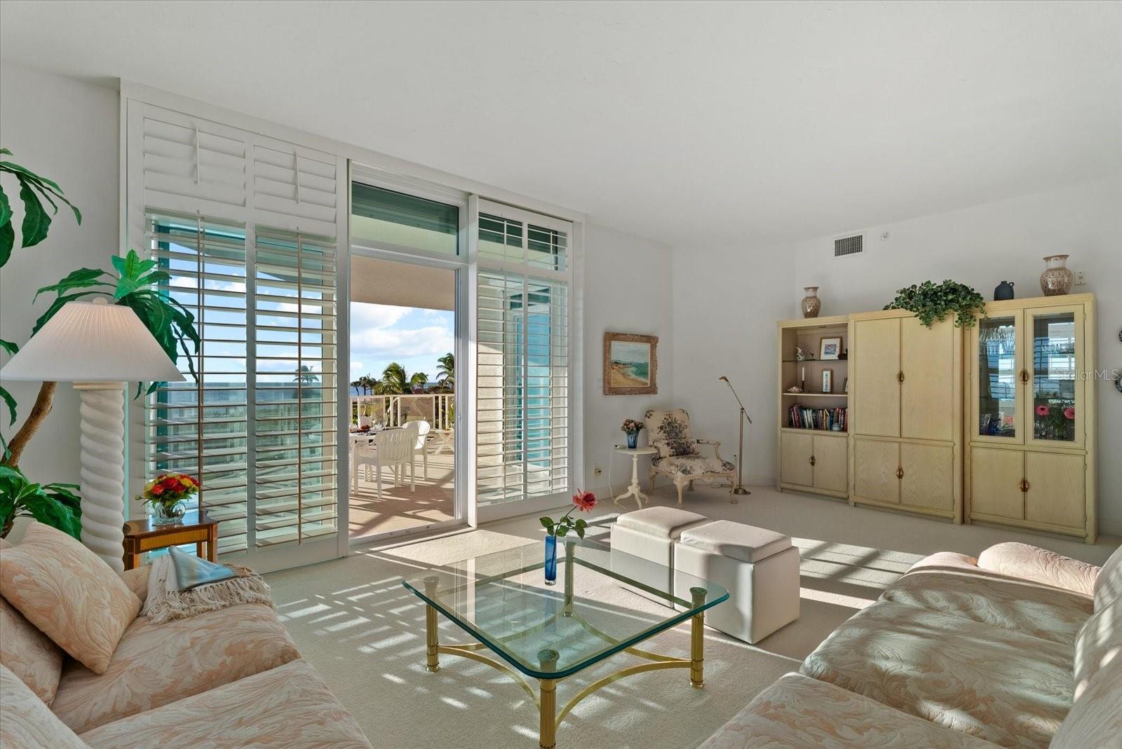 2165 GULF OF MEXICO DRIVE, #121, Longboat Key, FL 34228 2165 GULF OF MEXICO DRIVE, #121, Longboat Key, FL 34228
