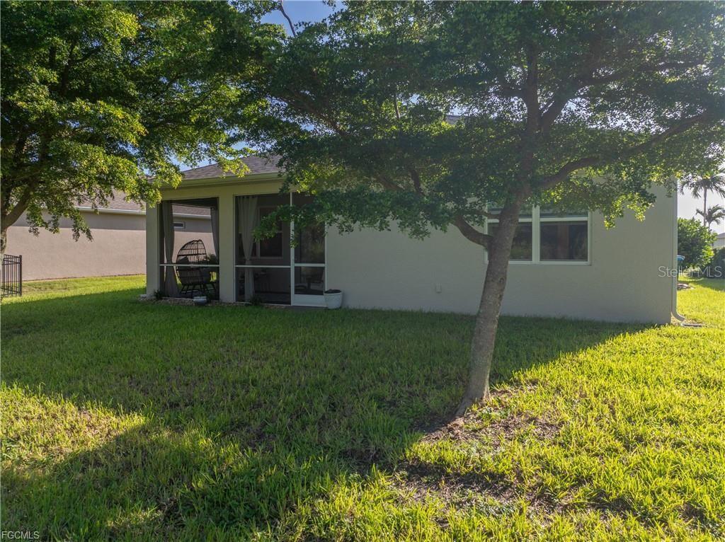 3161 AMADORA CIRCLE, Cape Coral, FL 33909