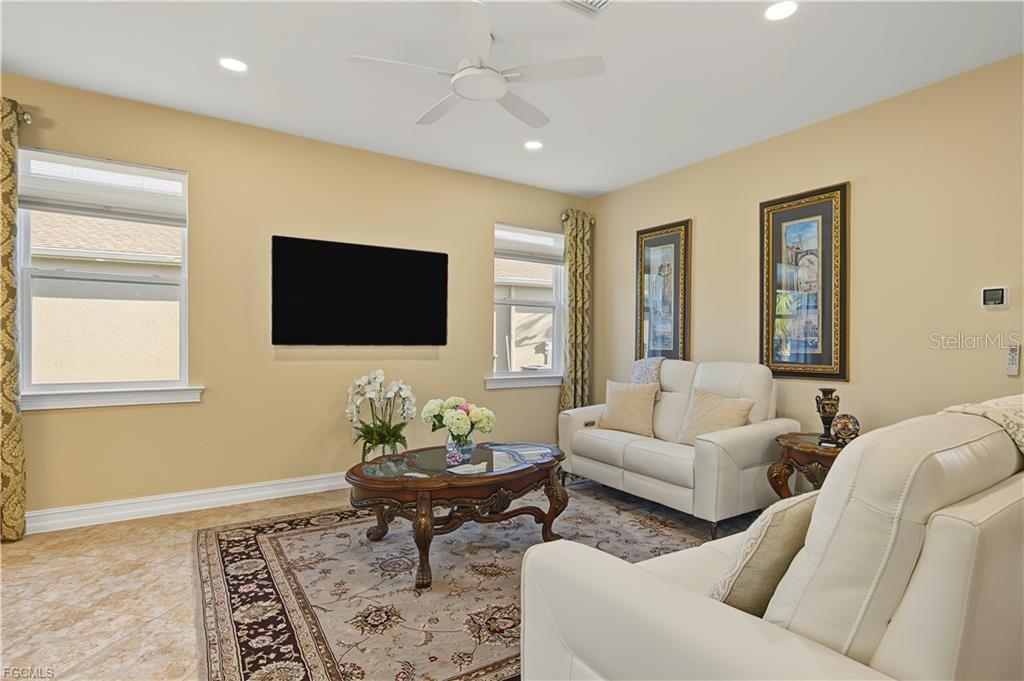 3161 AMADORA CIRCLE, Cape Coral, FL 33909