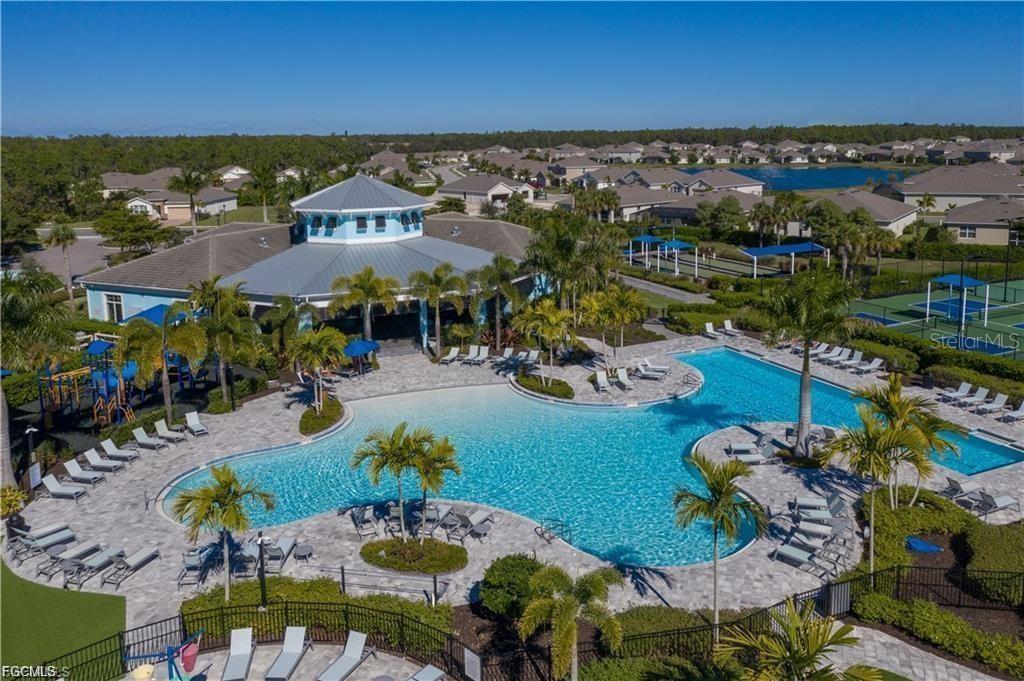 3161 AMADORA CIRCLE, Cape Coral, FL 33909