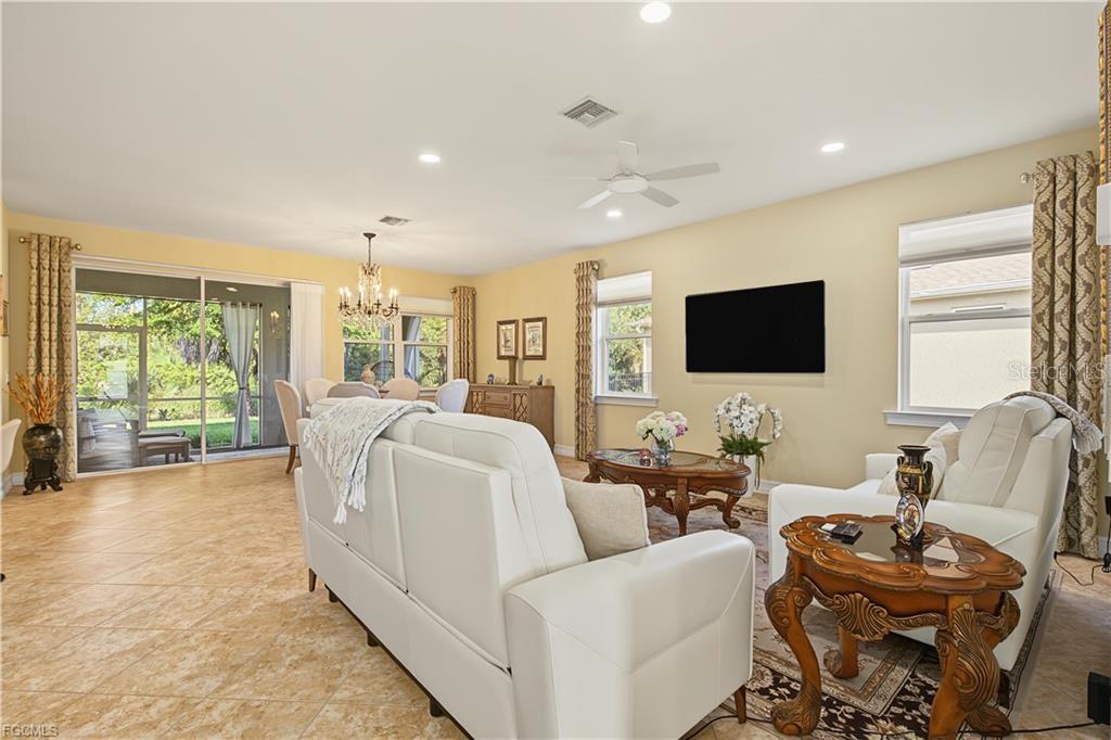 3161 AMADORA CIRCLE, Cape Coral, FL 33909