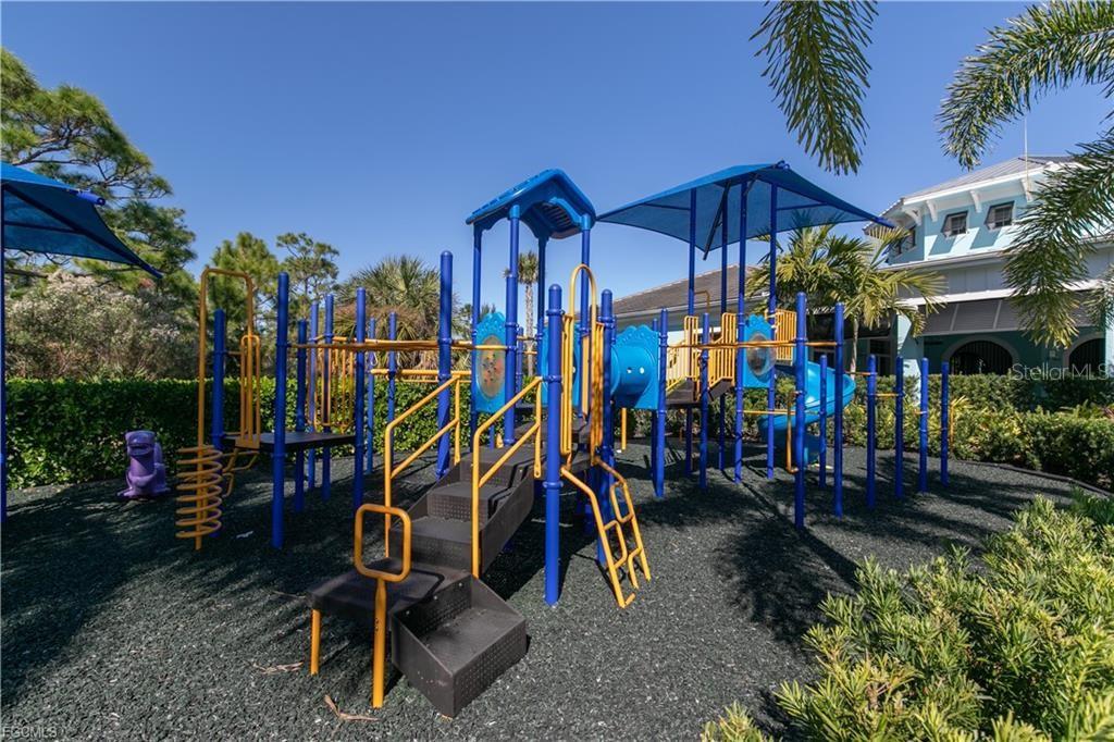 3161 AMADORA CIRCLE, Cape Coral, FL 33909