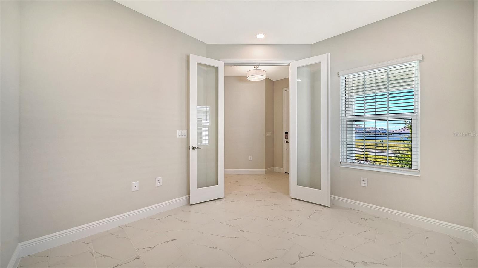 8472 ANTHIRIUM LOOP, Sarasota, FL 34240