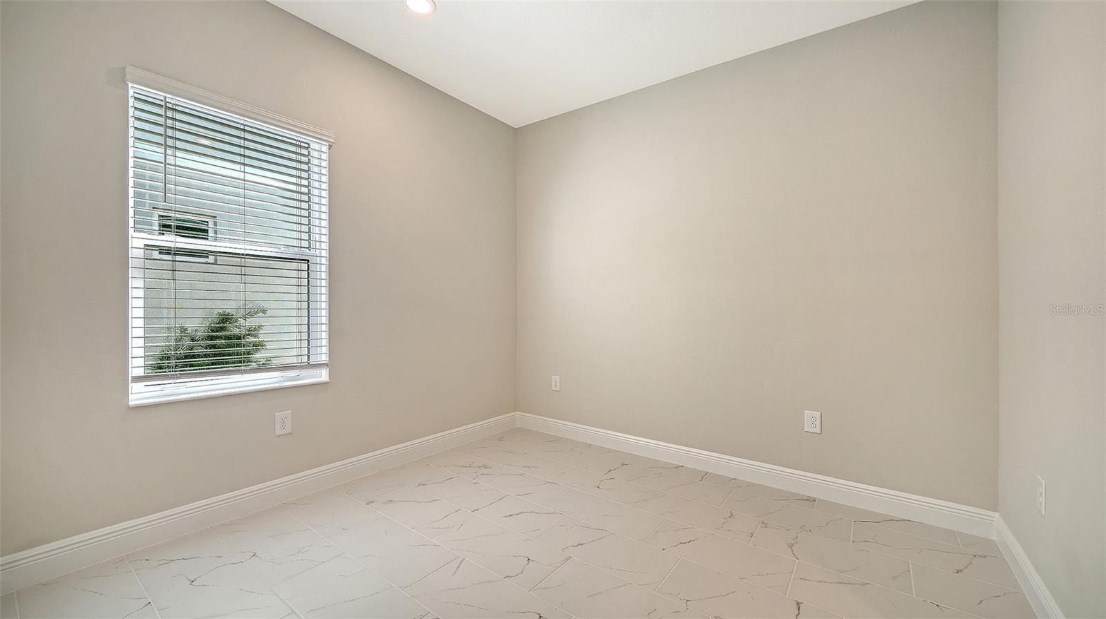 8472 ANTHIRIUM LOOP, Sarasota, FL 34240