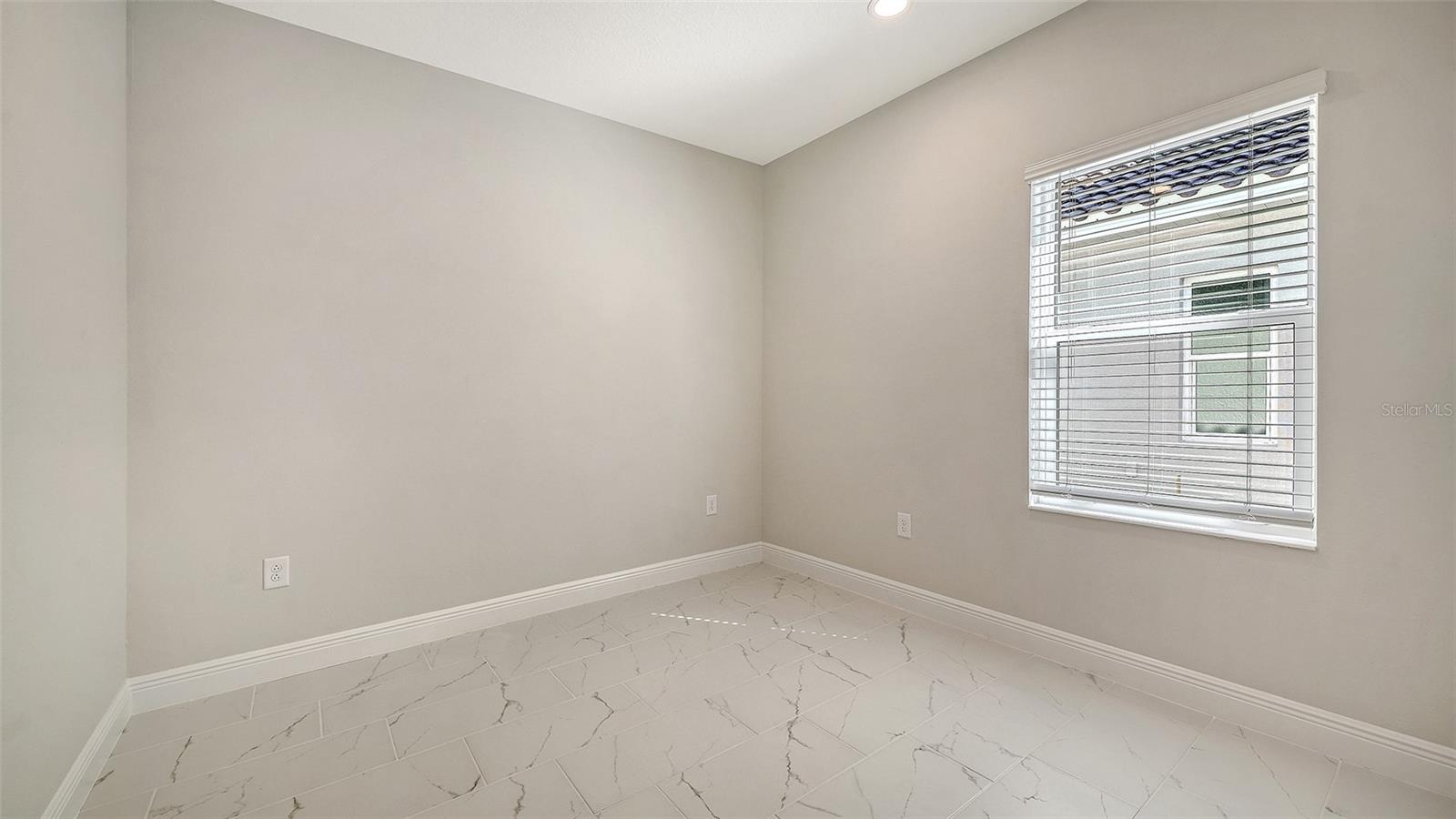 8472 ANTHIRIUM LOOP, Sarasota, FL 34240