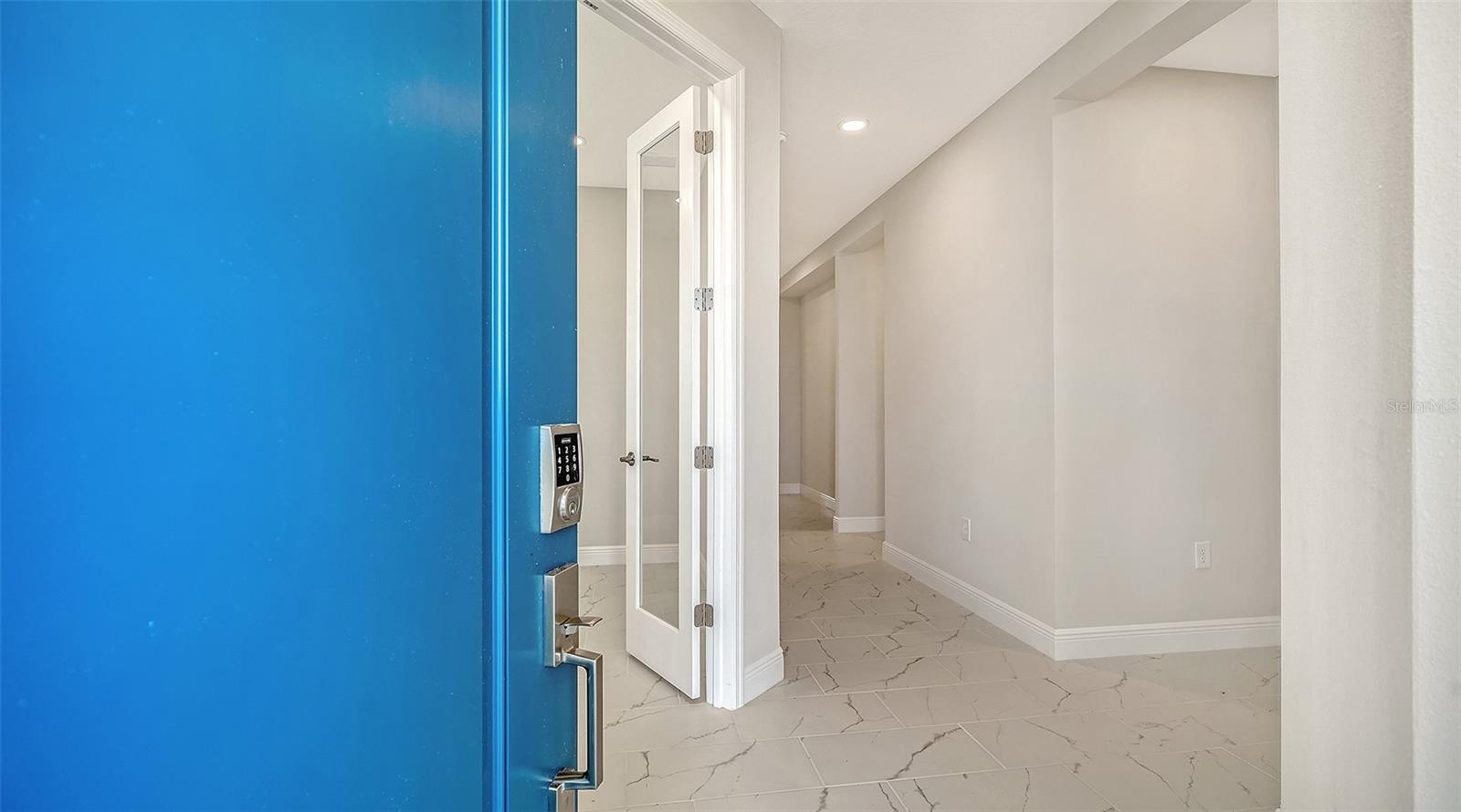 8472 ANTHIRIUM LOOP, Sarasota, FL 34240 8472 ANTHIRIUM LOOP, Sarasota, FL 34240