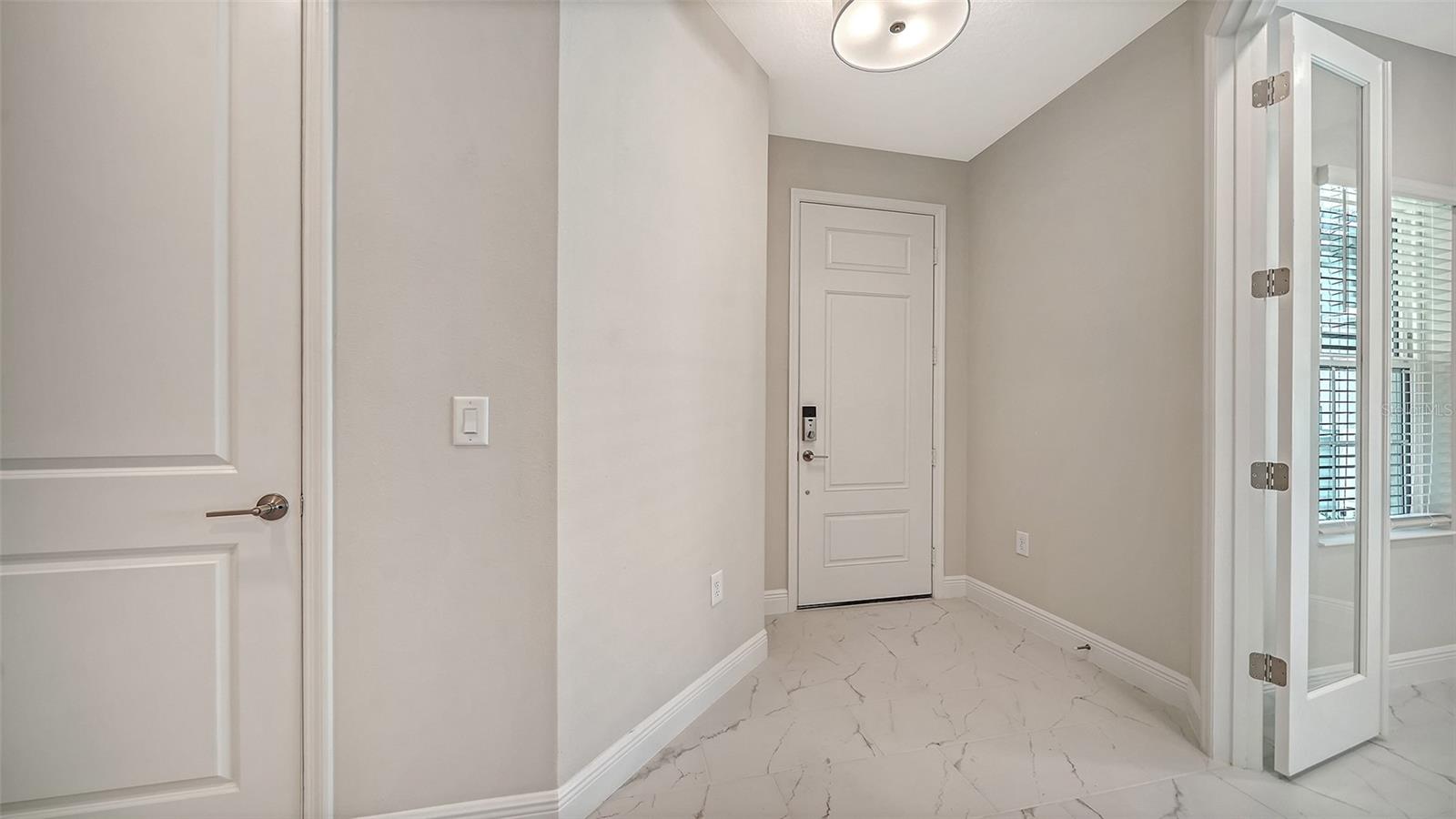 8472 ANTHIRIUM LOOP, Sarasota, FL 34240