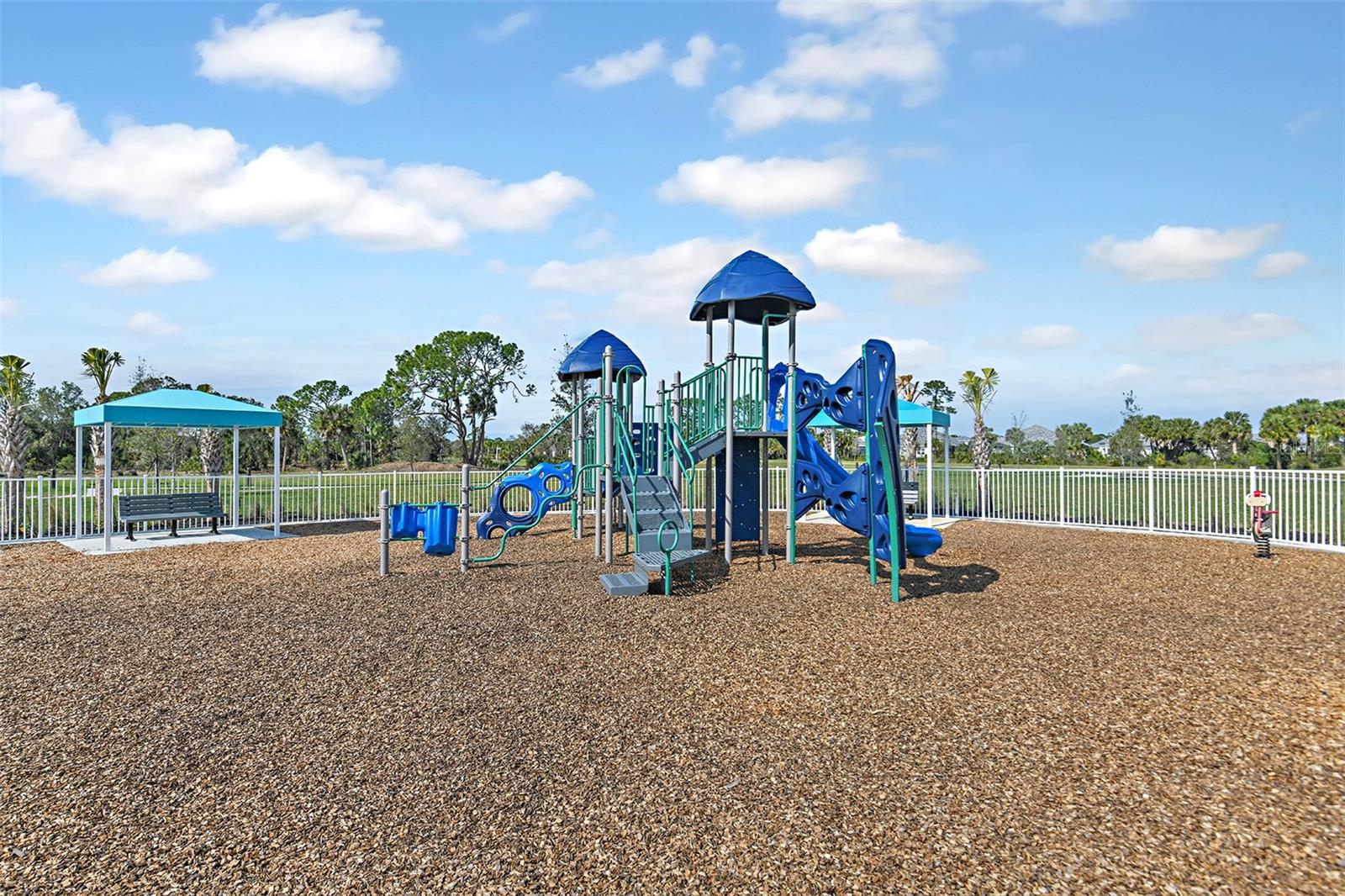 10070 CRYSTAL ISLES CIRCLE, Sarasota, FL 34241 10070 CRYSTAL ISLES CIRCLE, Sarasota, FL 34241