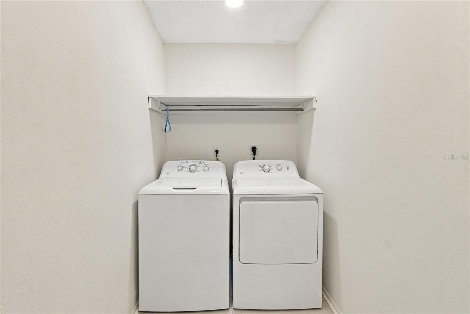 Washer dryer included.