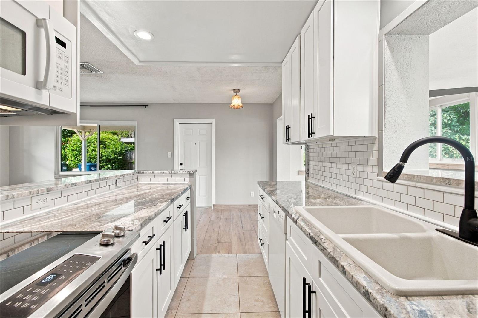 2315 AMHERST AVENUE, Bradenton, FL 34207
