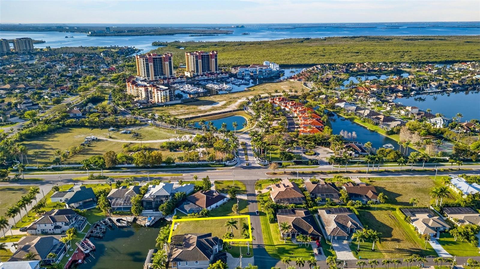 5423 SW 17TH AVENUE, Cape Coral, FL 33914