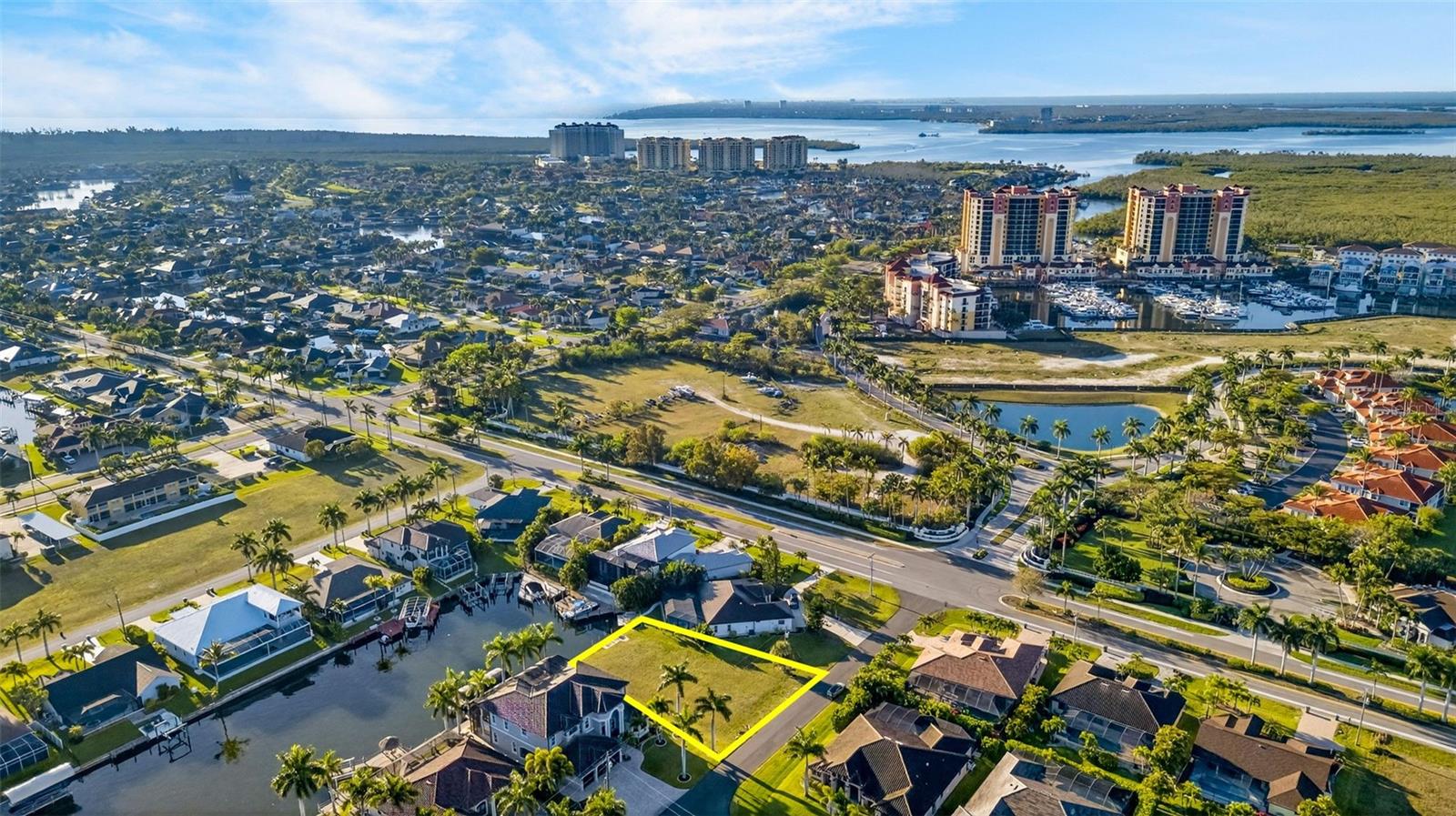5423 SW 17TH AVENUE, Cape Coral, FL 33914