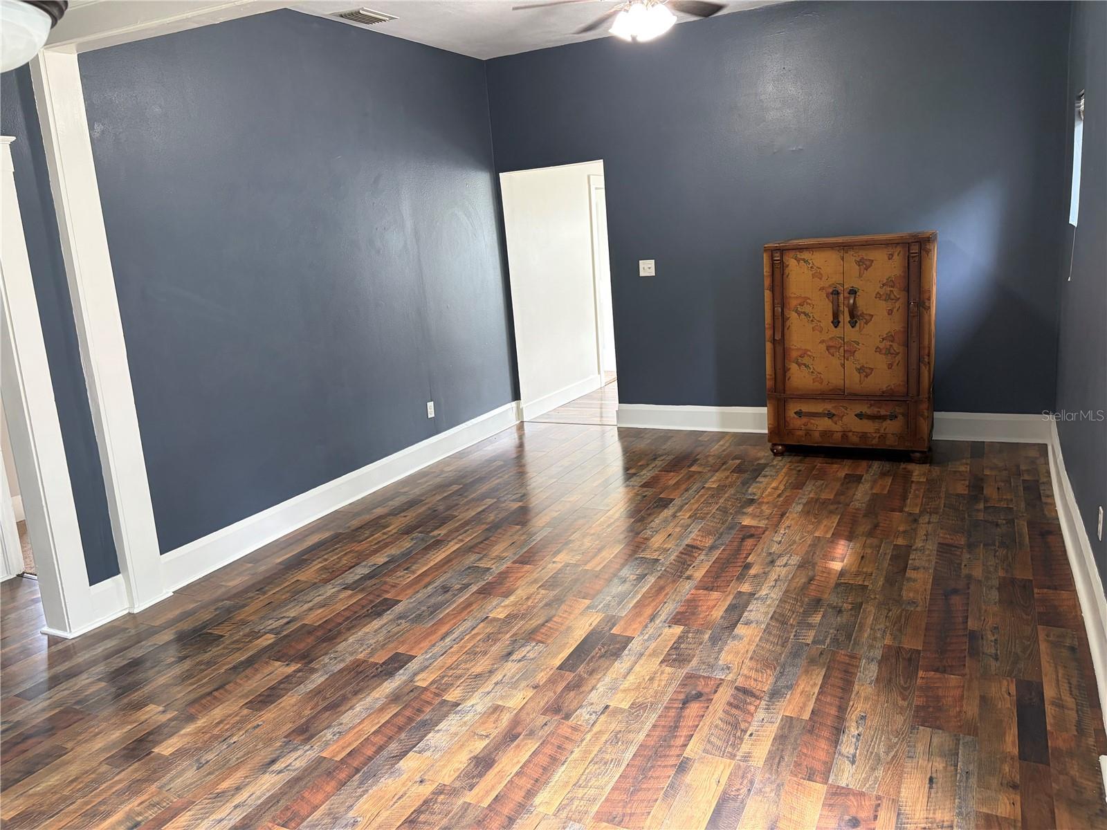 1199 KING AVENUE, Lakeland, FL 33803