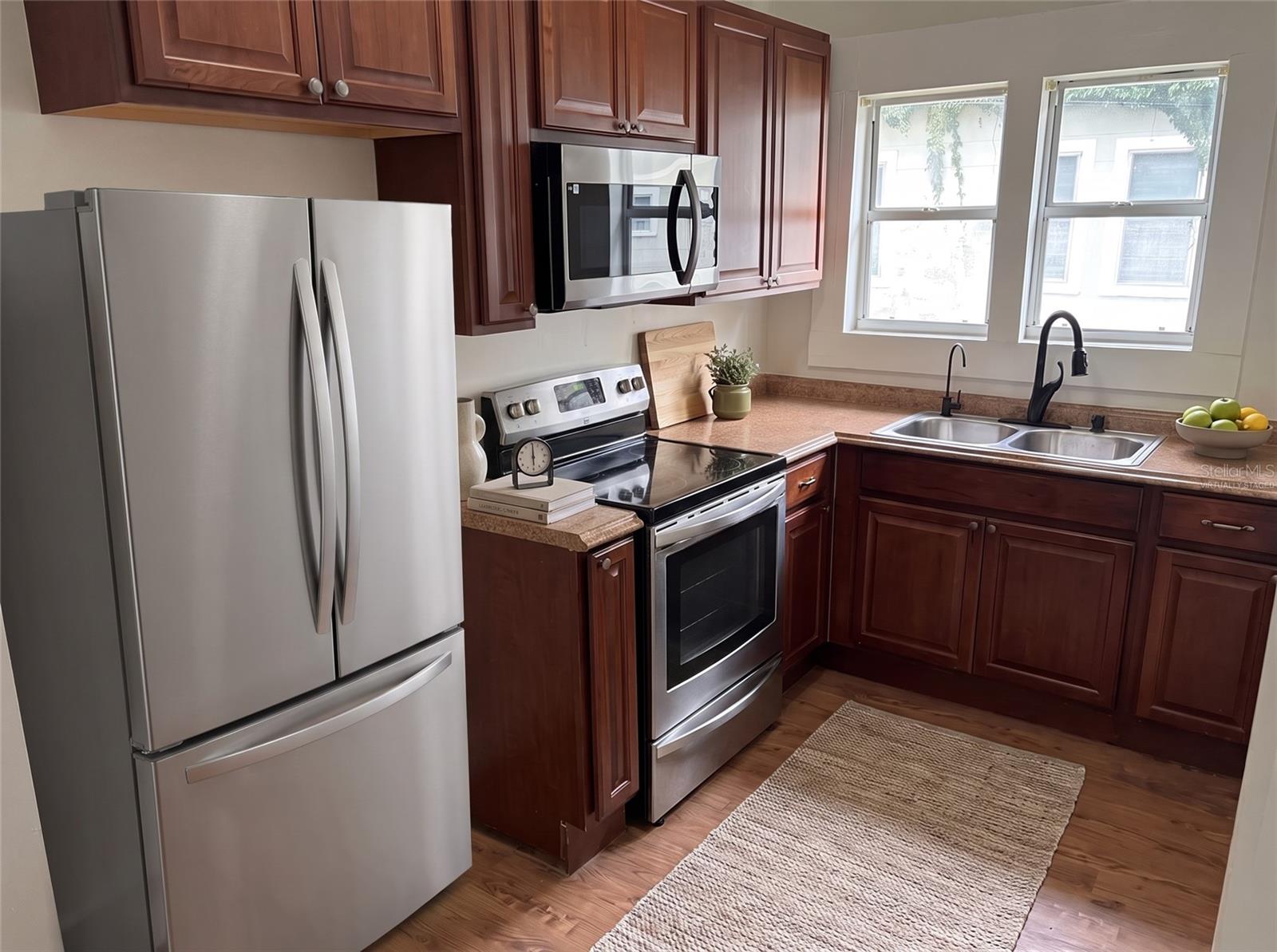 kitchen "Virtually staged"
