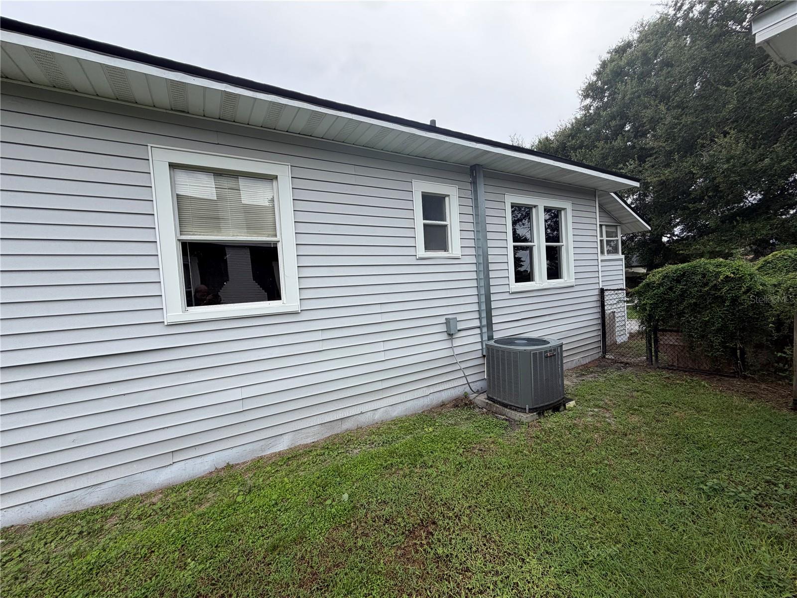 1199 KING AVENUE, Lakeland, FL 33803