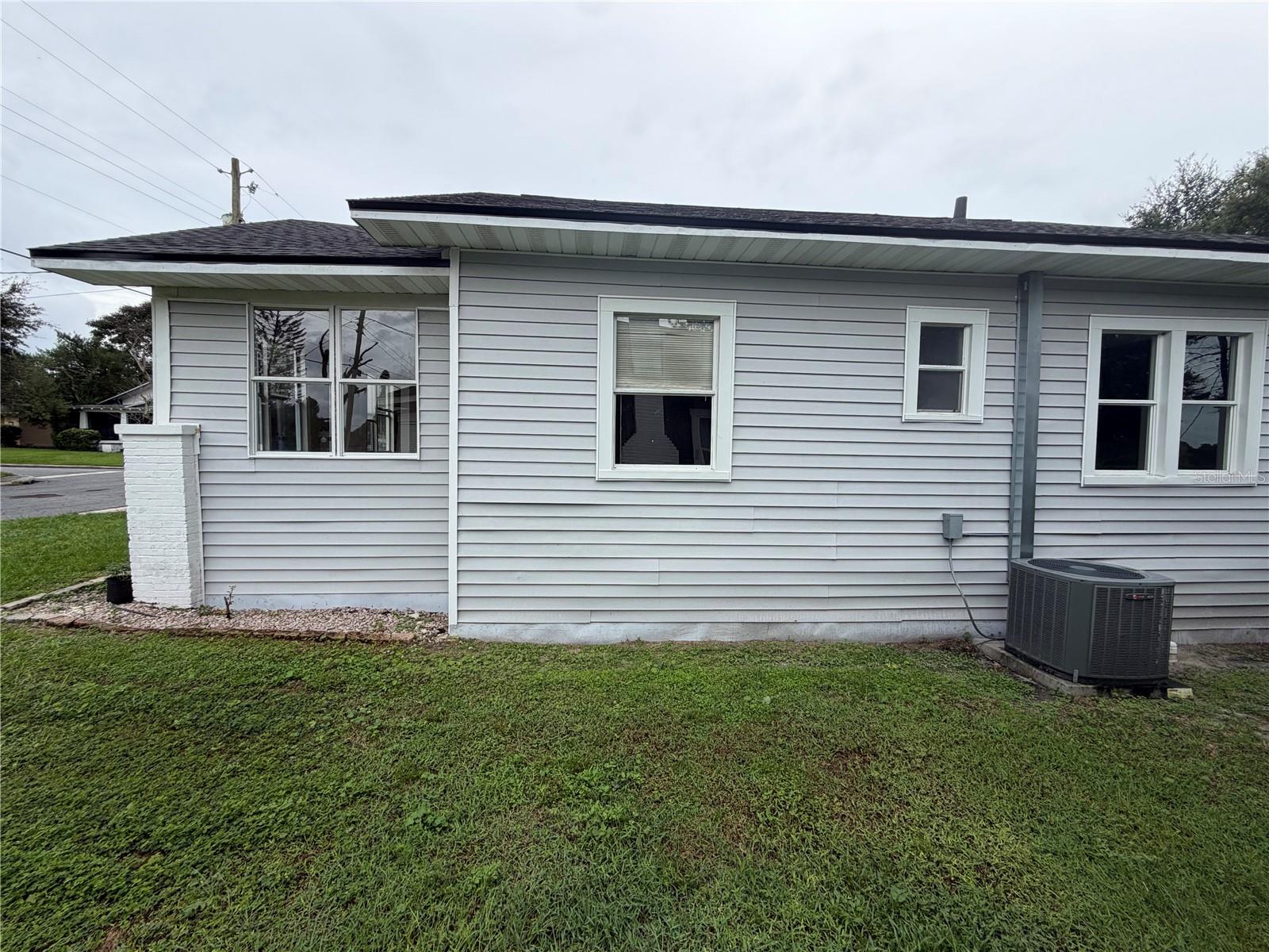 1199 KING AVENUE, Lakeland, FL 33803