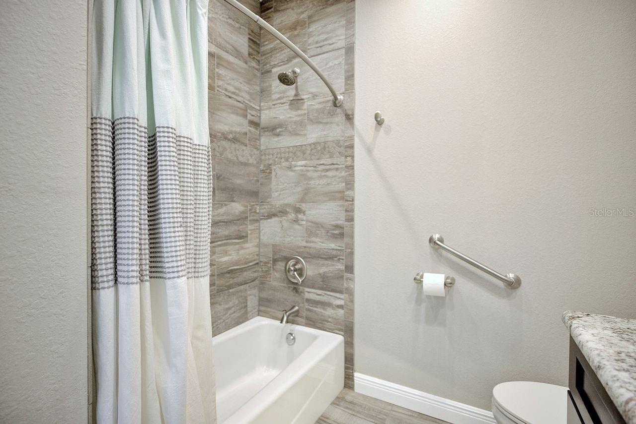 2851 VILLAGE GREEN COURT, Avon Park, FL 33825